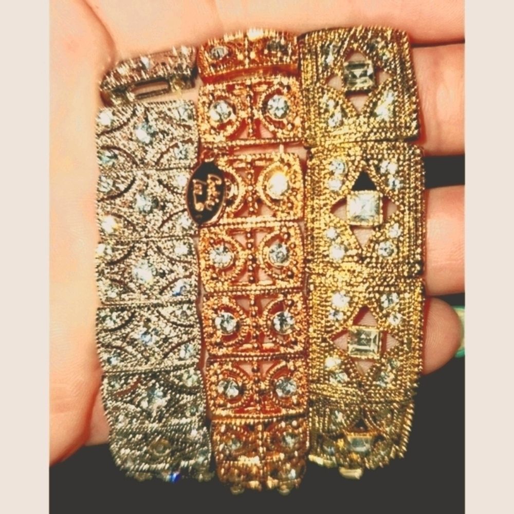 🖤🖤🖤 STUNNING Slip On Bracelets